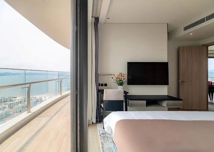Terra Bay Apartment *